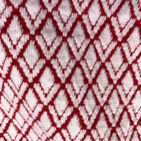 Gilli Skater-Style Fit & Flare Dress w/V-Back Neckline - Picture 5 of 7